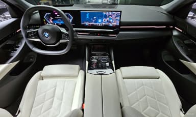 5 Series (G60)