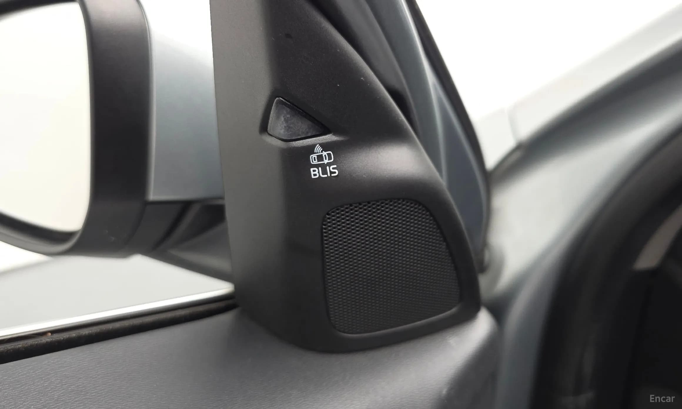 S60