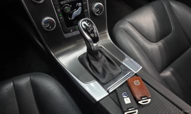 S60