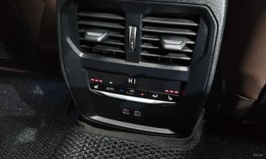 i4
