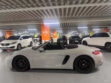 718 Boxster