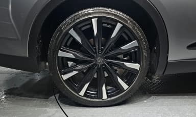 Crown crossover