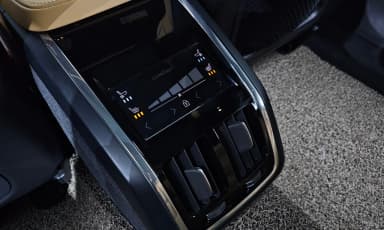 S90