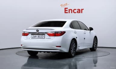 New ES300h