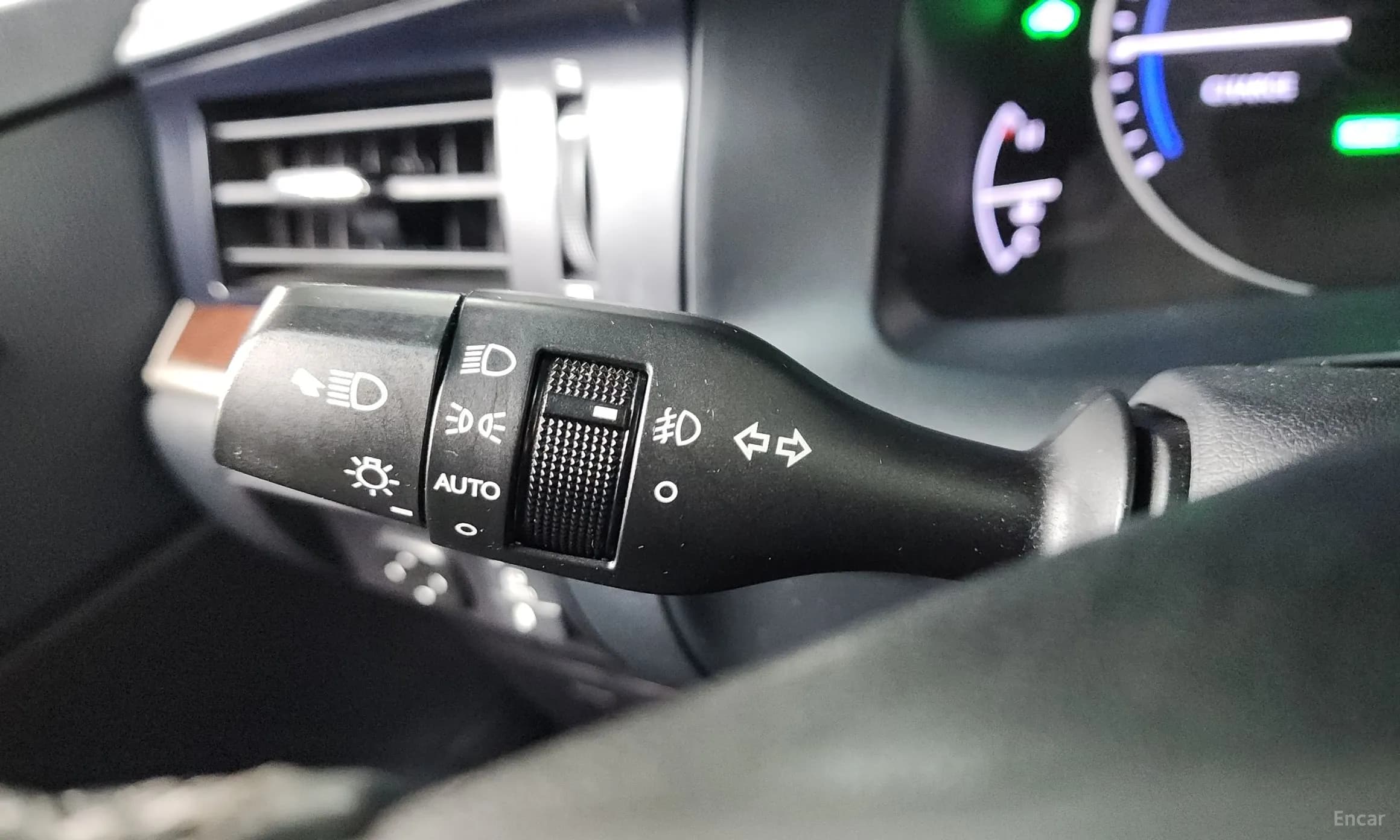 New ES300h