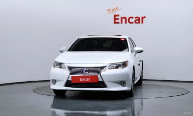 New ES300h