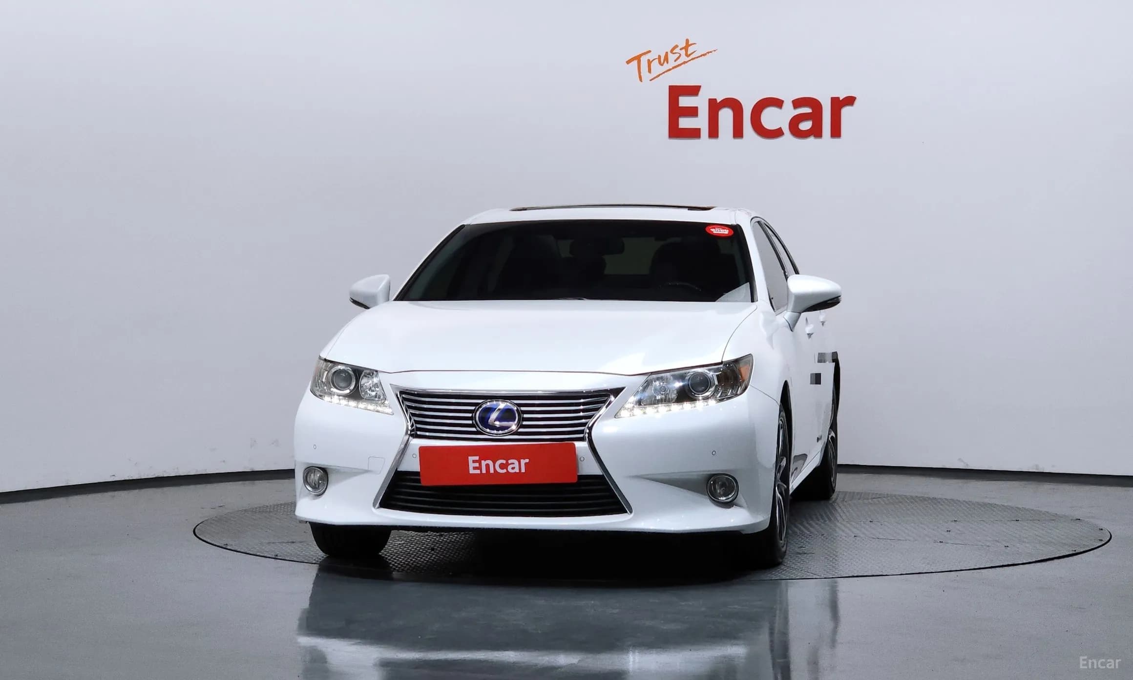 New ES300h