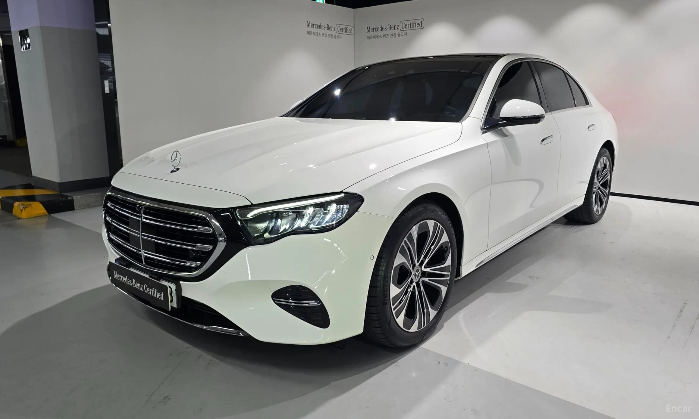 E-Class W214