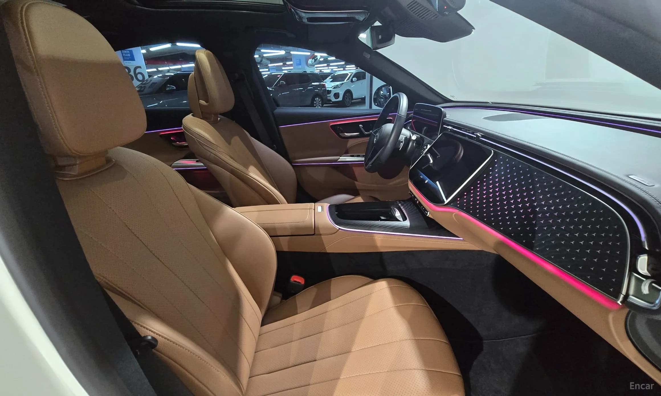 E-Class W214