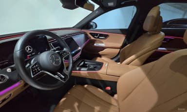 E-Class W214