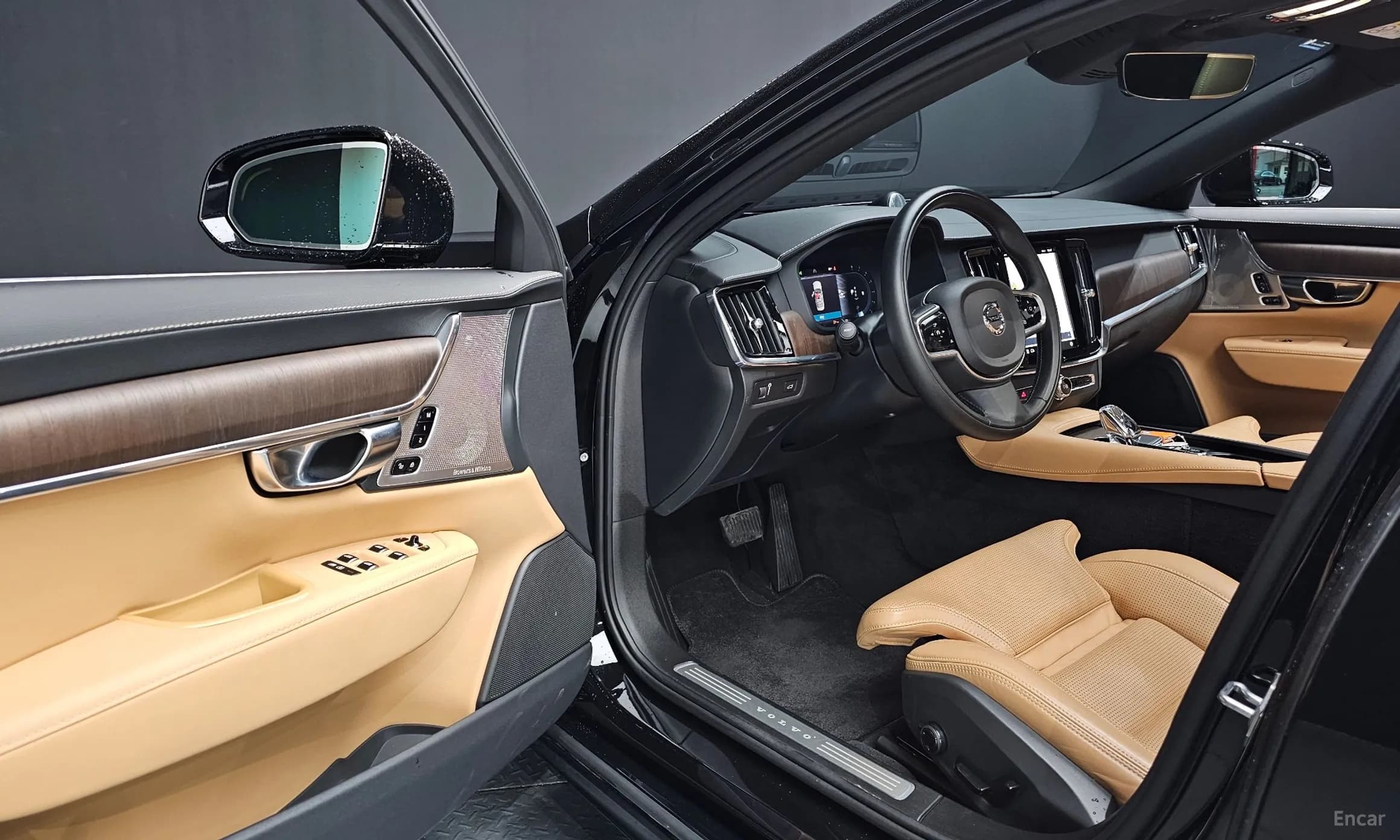 S90