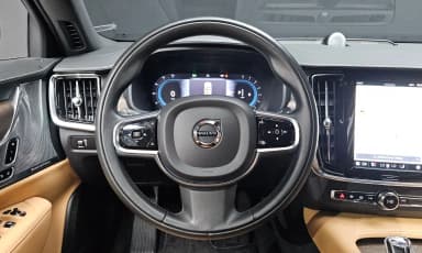 S90