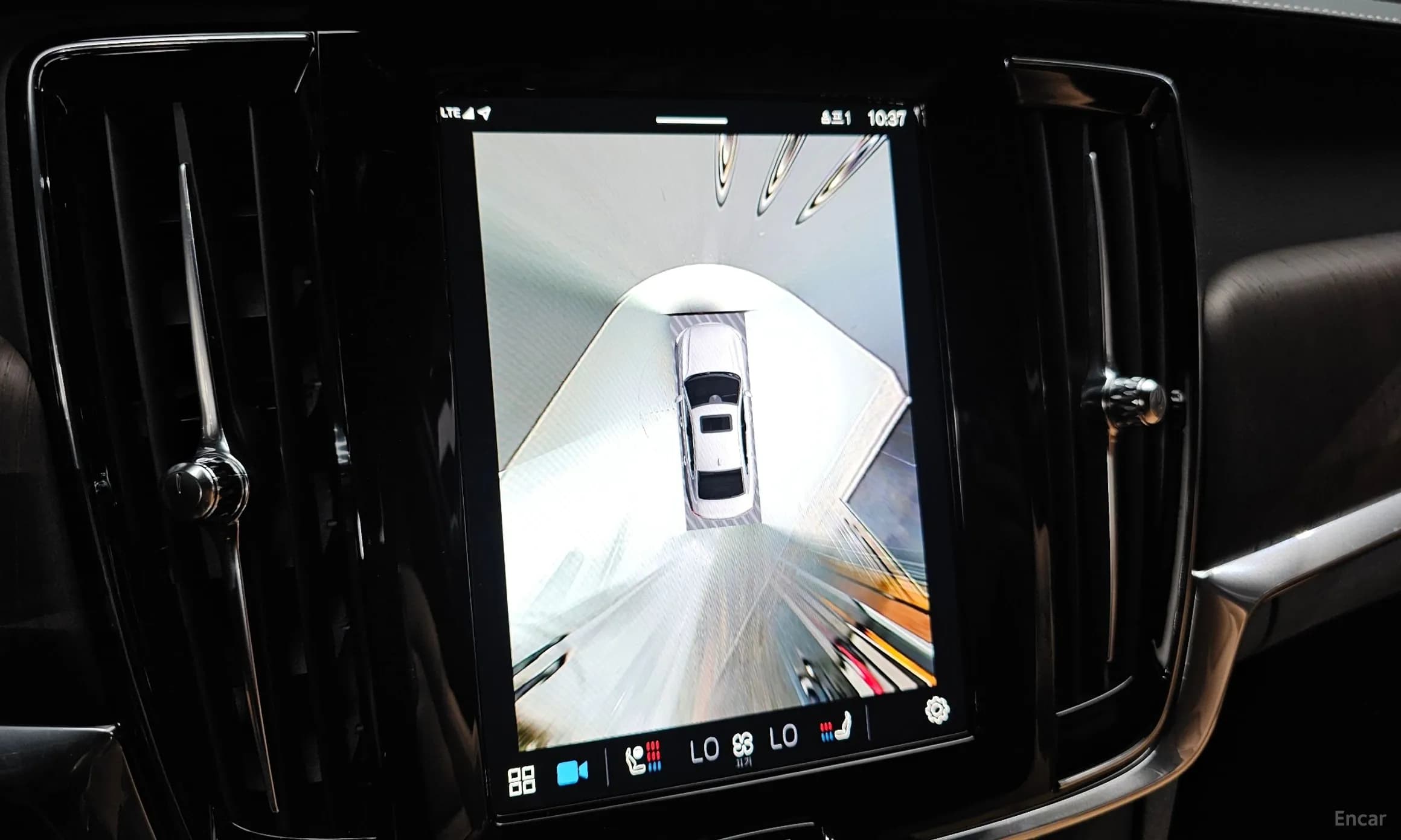 S90