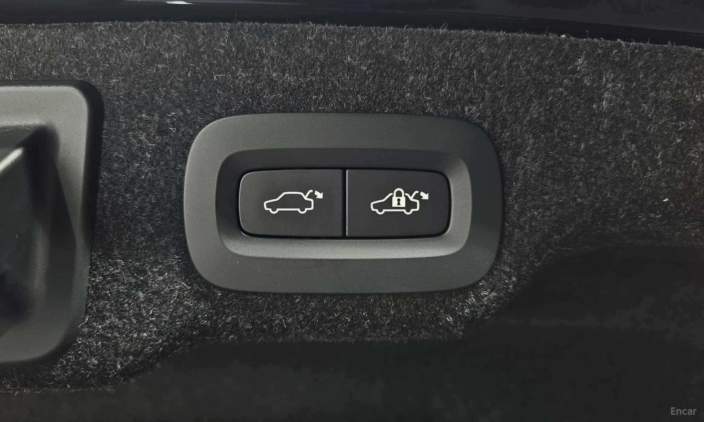 S90