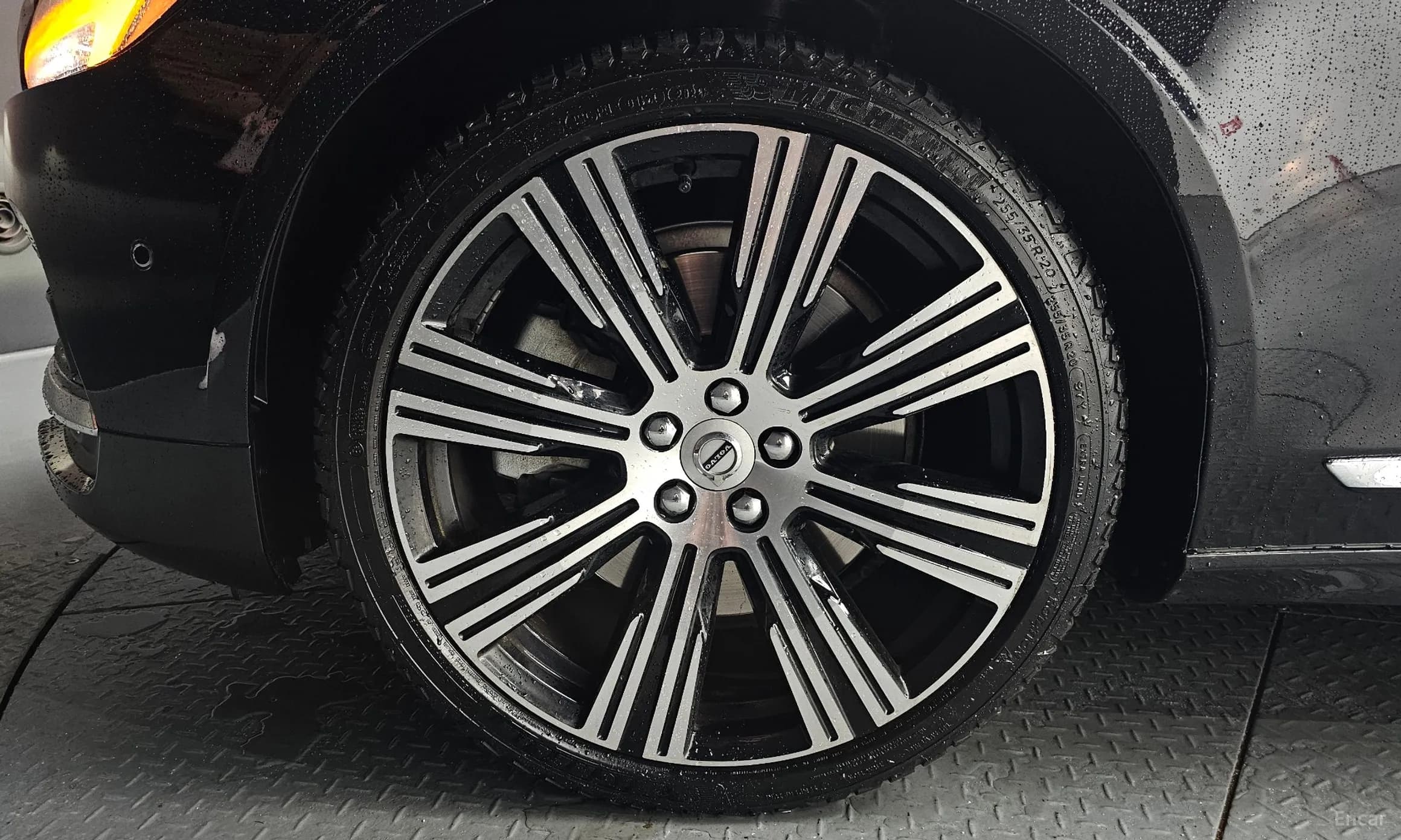 S90