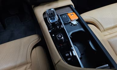 S90