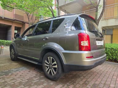 Rexton W