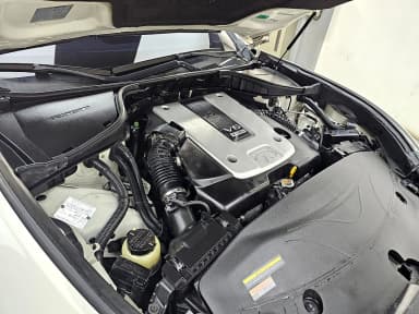 M37