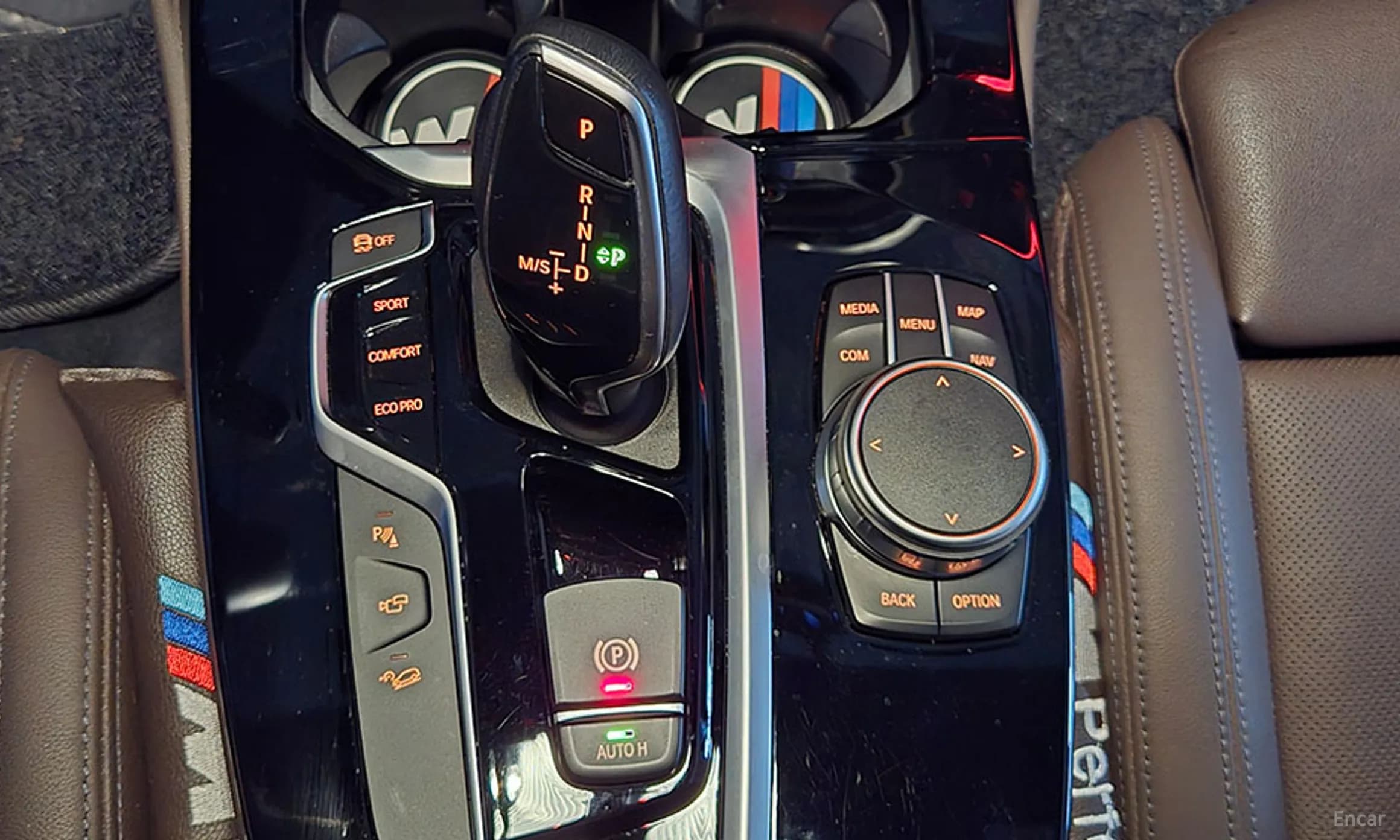 X4 (G02)