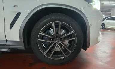 X4 (G02)