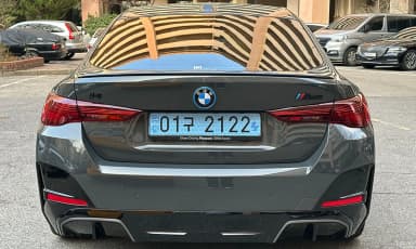 i4