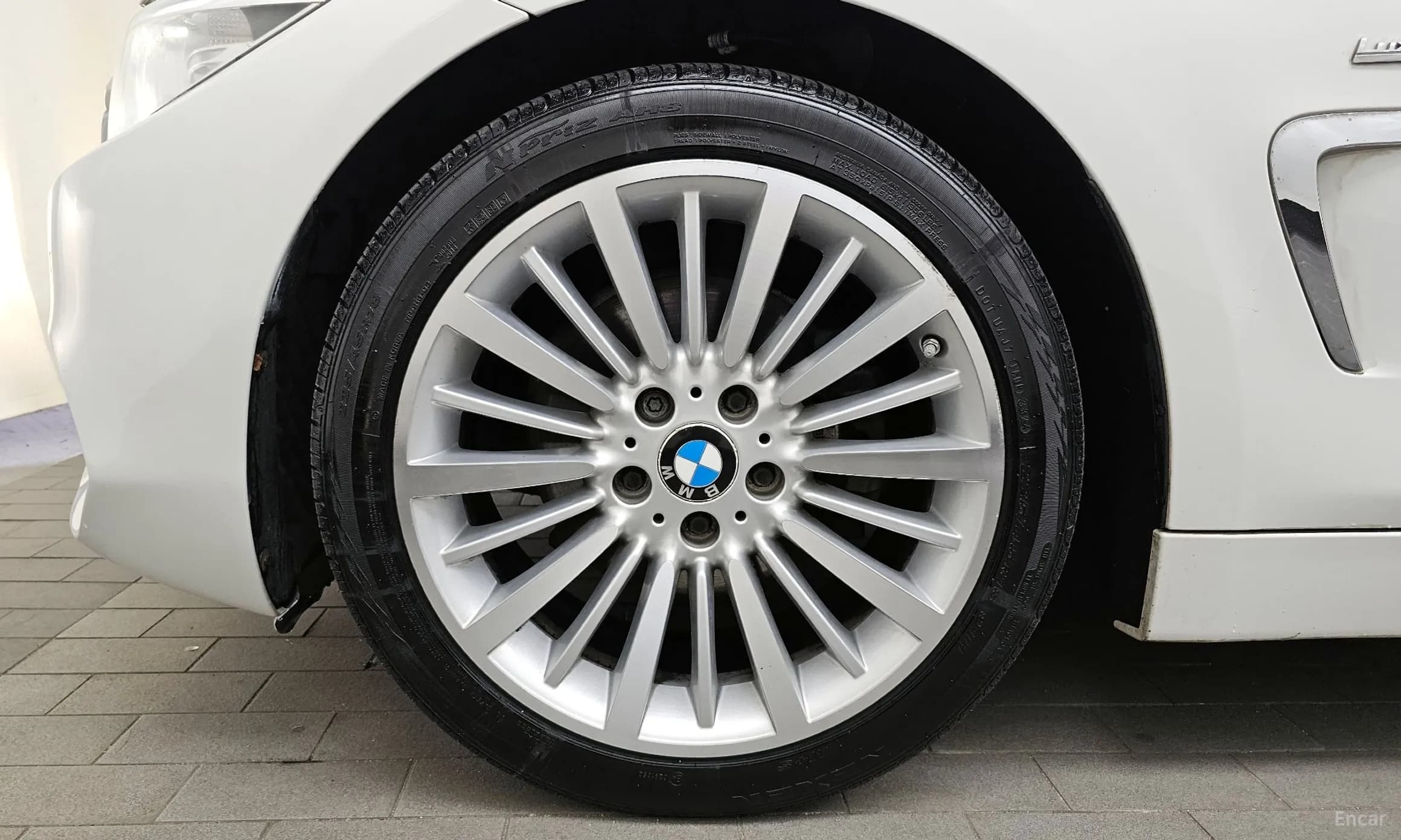 Series 4 (F32)