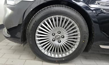 G90