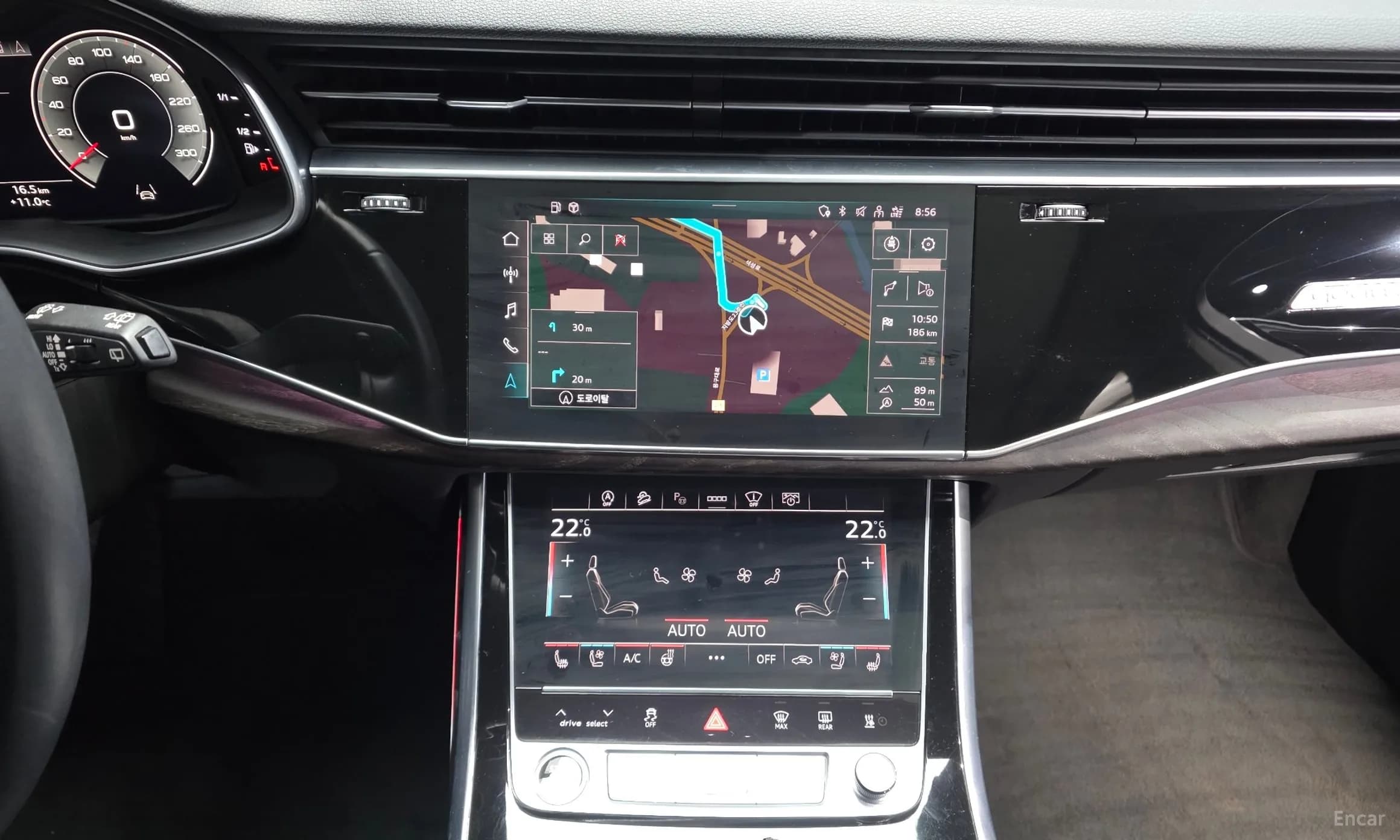 Q7 (4M)