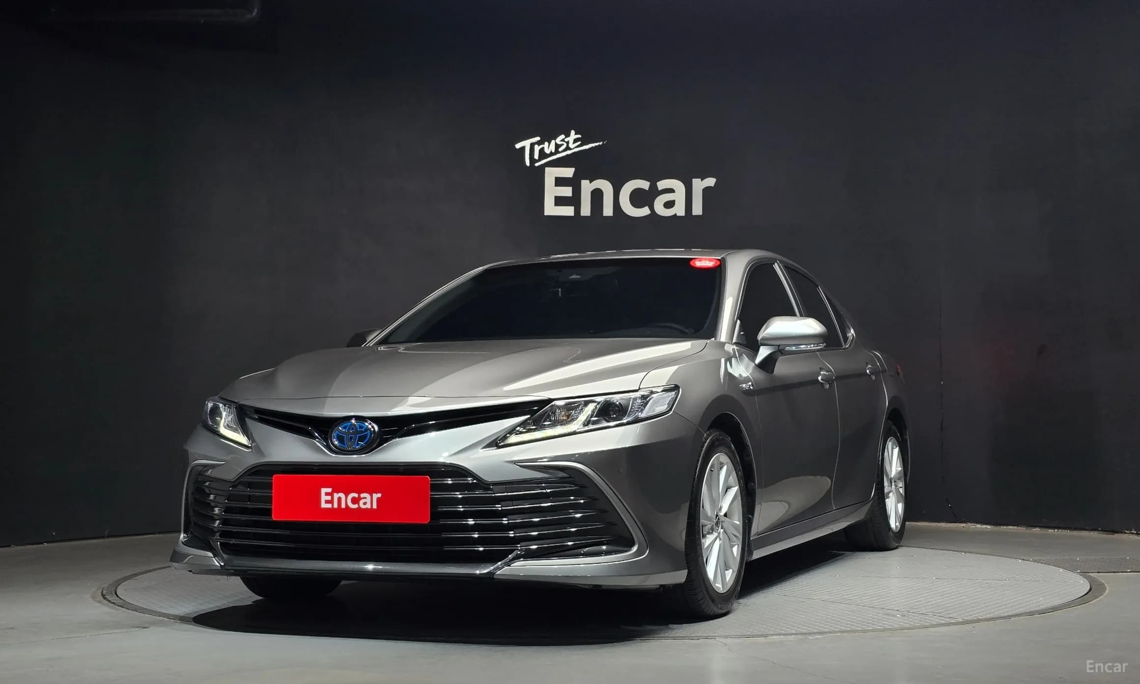 Camry (XV70)
