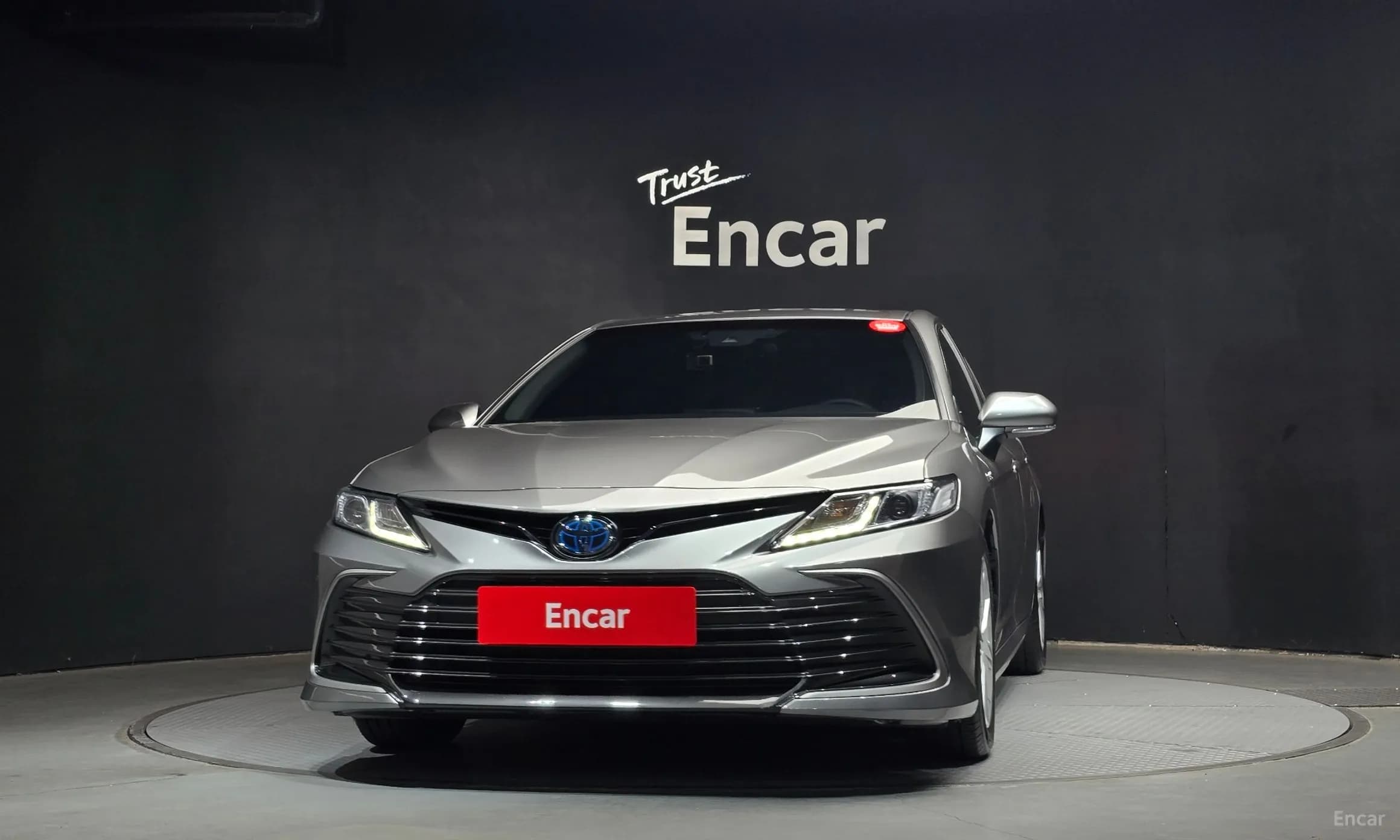 Camry (XV70)