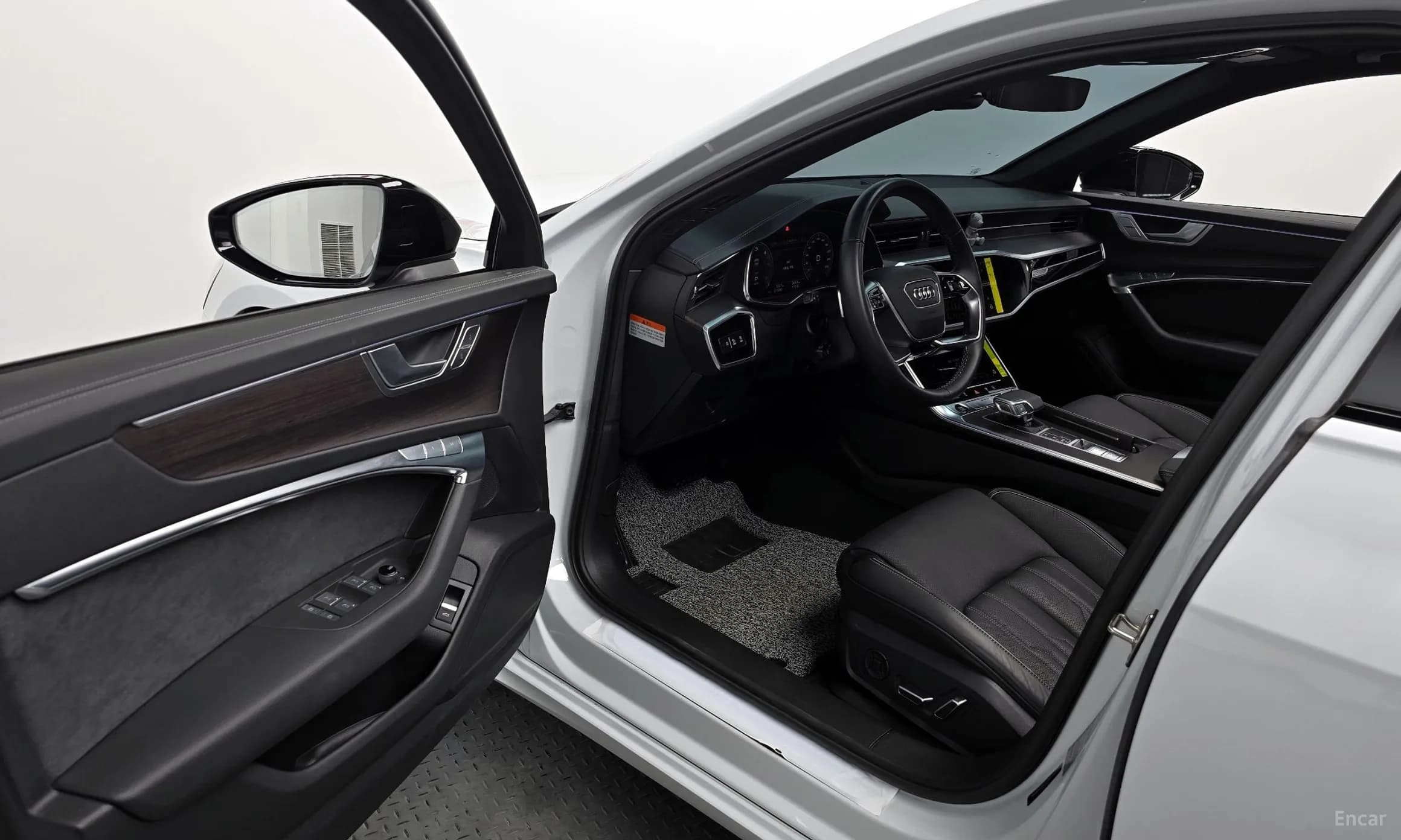 A6 (C8)