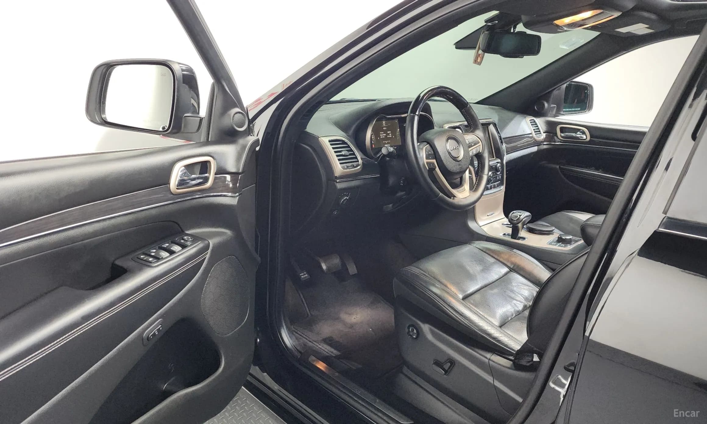 Grand Cherokee