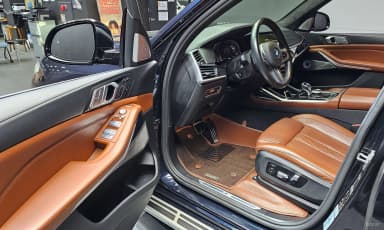 X7 (G07)