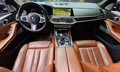X7 (G07)