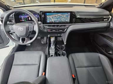 Camry (XV80)