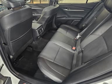 Camry (XV80)