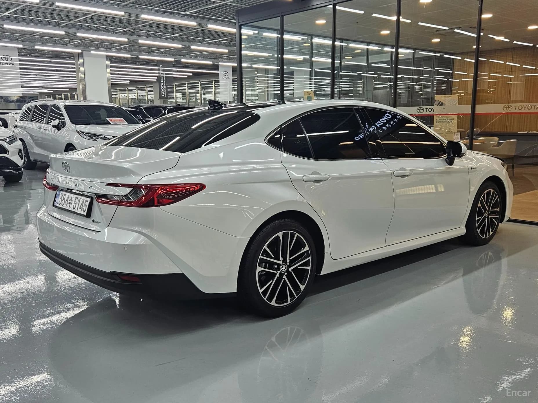 Camry (XV80)