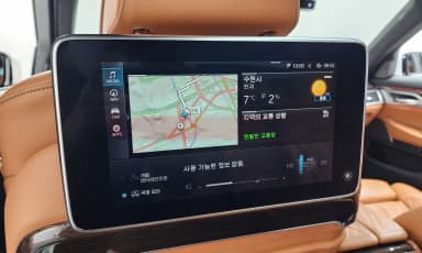 7 Series (G11)