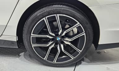 7 Series (G70)