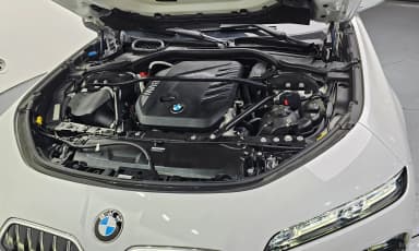 7 Series (G70)
