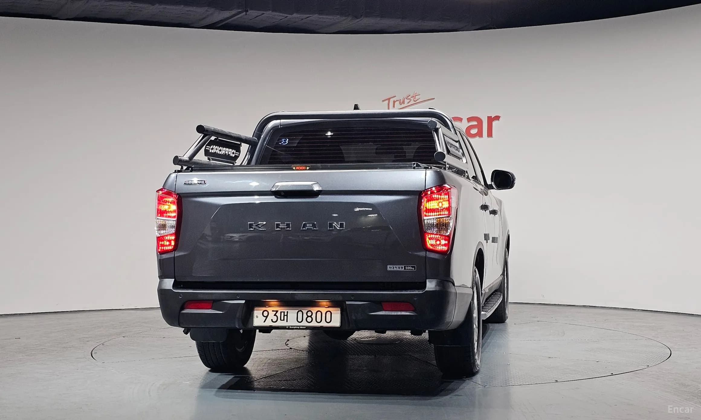Rexton Sports Khan