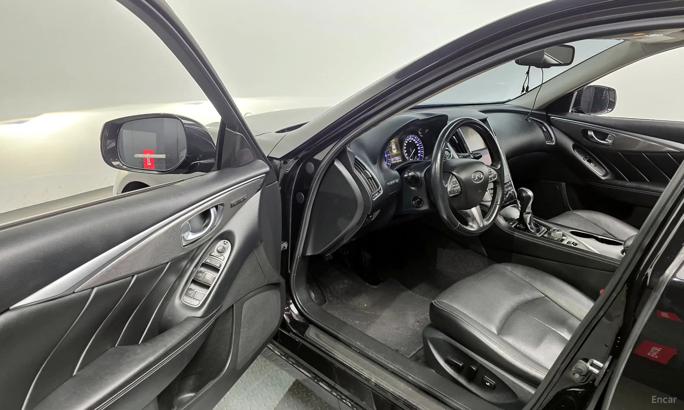 Q50