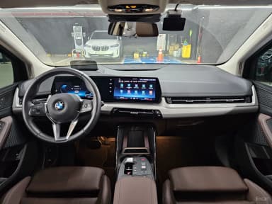 2 Series Active Tourer (U06)