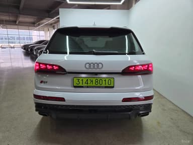 Q7 (4M)