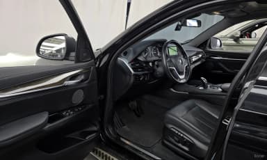 X6 (F16)