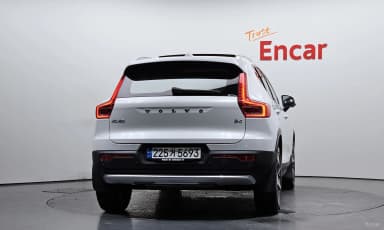 XC40