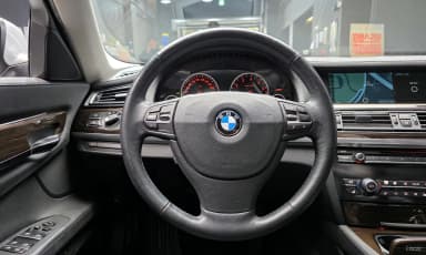 7 Series (F01)