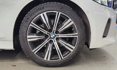3 Series (G20)