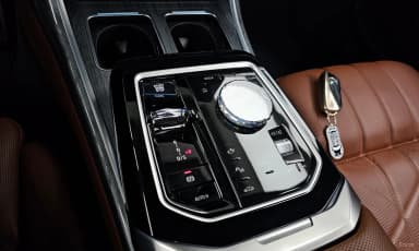 7 Series (G70)