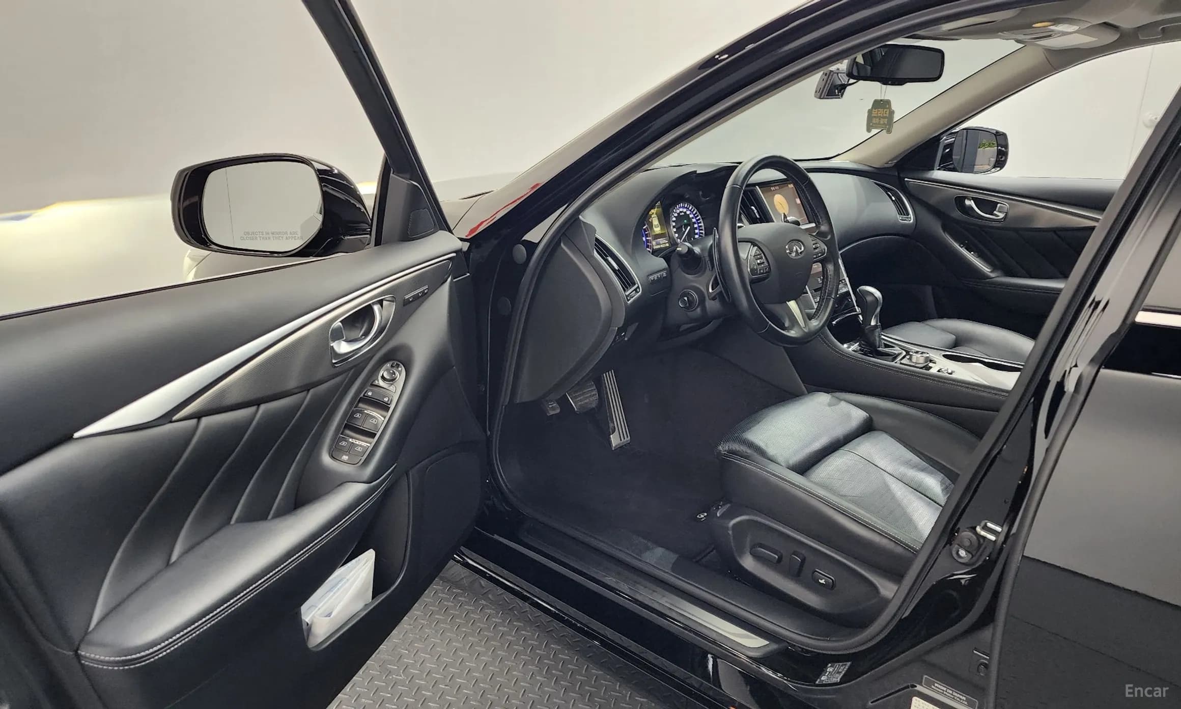 Q50